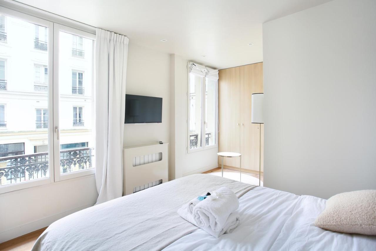 Residence In The Center Of Paris By Studio Prestige Luaran gambar