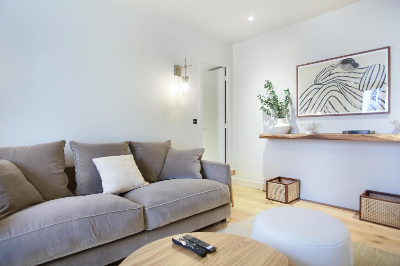 Residence In The Center Of Paris By Studio Prestige Luaran gambar