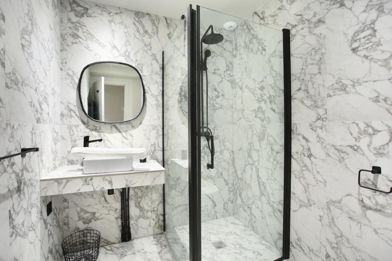 Residence In The Center Of Paris By Studio Prestige Luaran gambar